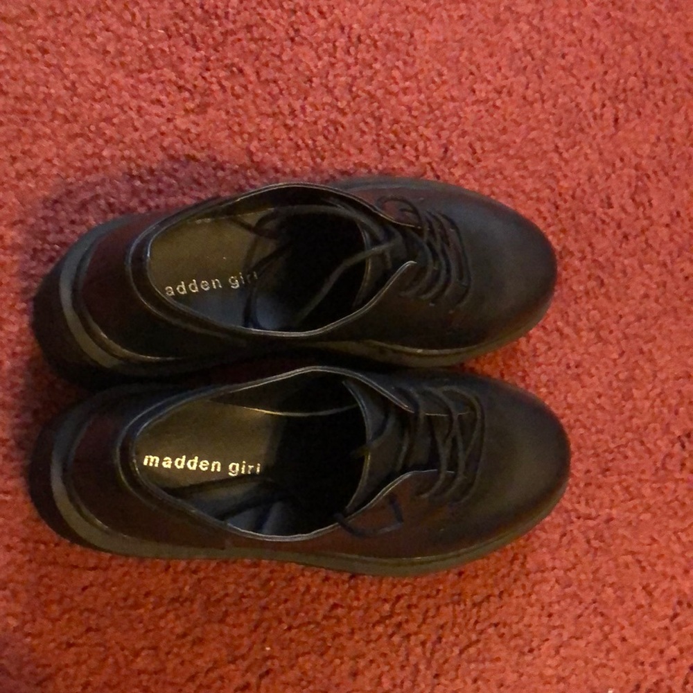 Shoes - Picture 3 of 3